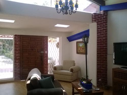 Casa amueblada 2 recámaras cochera doble 3 baños Puebla