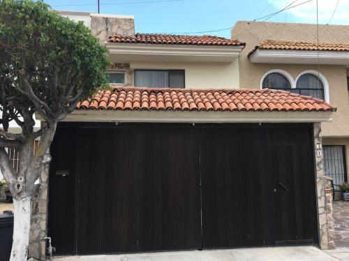 Casa Venta/ Plaza Guadalupe/ Zapopan