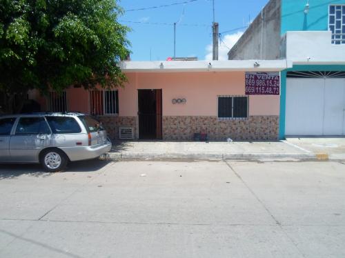 excelente oportunidad 3 casas en 1, muy bonita