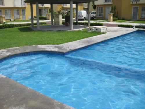 En Residencial Llano Grande Bonita Casa en Condominio H