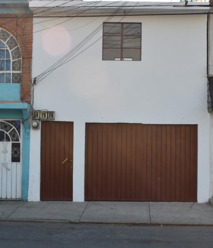 CASA PARA AMPLIAR O REMODELAR CERCA DEL METRO ECATEPEC