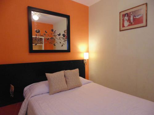habitacion para 4 personas totalmente amuebladas