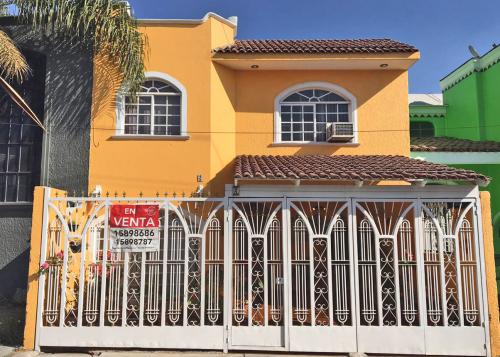 Casa venta/ Jardines de Chapalita/ Zapopan