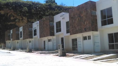 Encuentra la casa de tus sueños con nosotros.