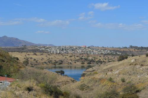 Hermosa Casa Junto al Lago 