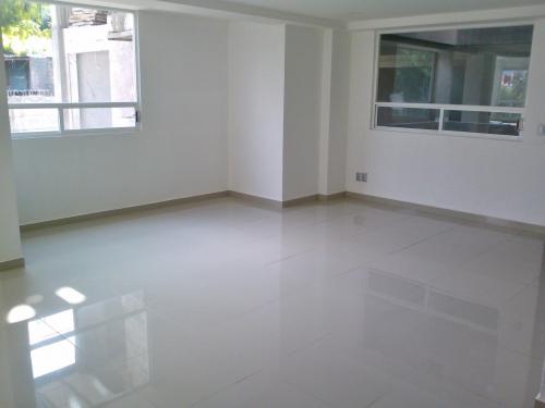 Valle Dorado, Estrene Amplio Departamento, Apartelo con $30,000