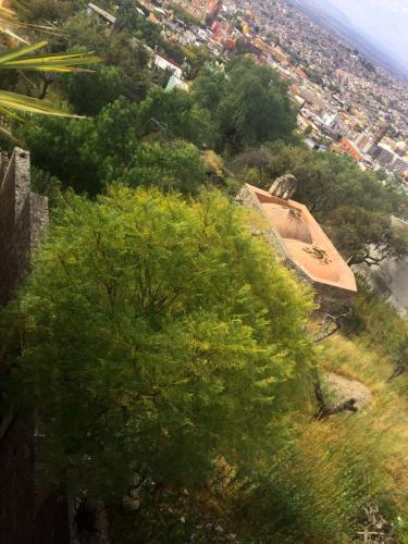 MEJOR VISTA AL MIRADOR de San Miguel Allende La Palmita Terreno 3000 mts2  –