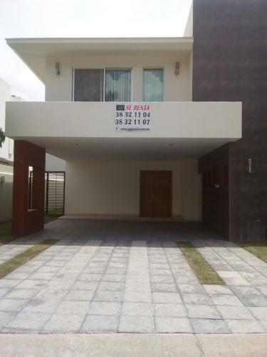 CARRETERA A BASE AREA #4180 CASA #30 SANTA CATALINA