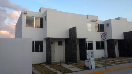 LAS MEJORES CASAS EN LAGO RESIDECIAL