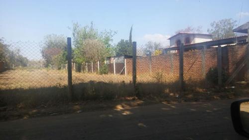 SE VENDE TERRENO A 4 CUADRAS DEL MUNICIPIO DE TLALIXTAC DE CABRERA