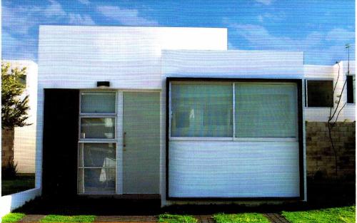 CASA MODELO MANTRA DE UN NIVEL, 2 RECÁMARAS, 2 BAÑOS COMPLETOS.