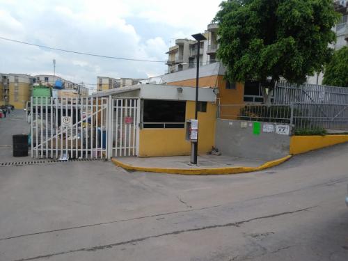 Renta de bonito departamento en el condominio Galaxia Vallejo 