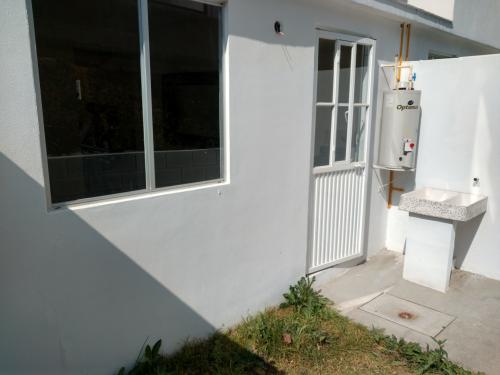 VIVIENDAS EN EXCELENTE UBICACION ZONA RESIDENCIAL