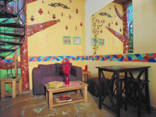 Suites con todos lo servicios en Guadalupe Inn
