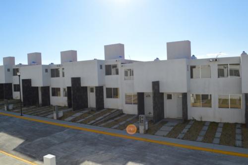 Puedes decorarlo y amueblarlo como tú quieras preciosa residencia9