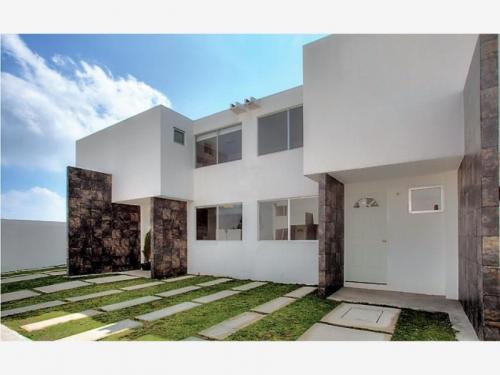Casa de 2 Niveles 