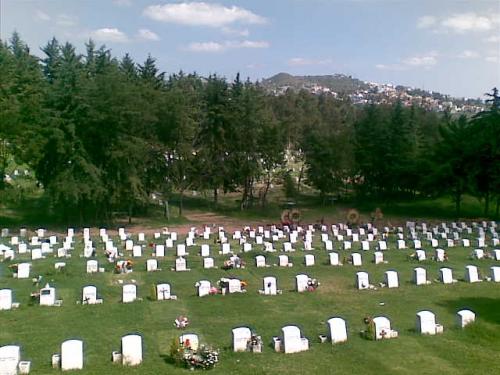 Cementerio Parque Memorial $ 37,000 fosa 4 gavetas con 4 servicios 