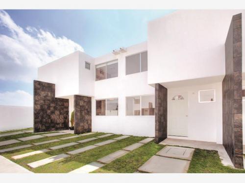 Casa nueva de dos pisos 