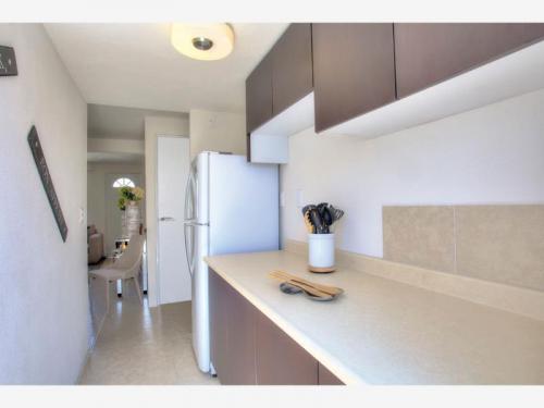 casa nueva en el lago residencial en México