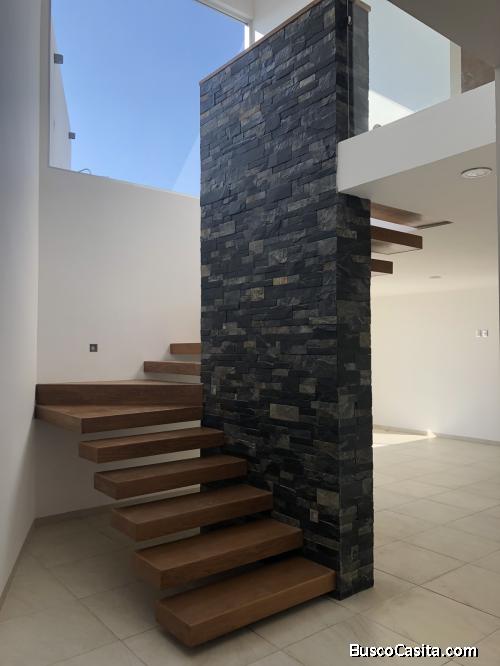 Casa con espectacular vista panorámica en Querétaro