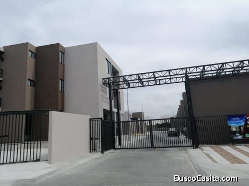 BONITA CASA DUPLEX EN RENTA EN FRACC. EL REFUGIO, EN COMPLEJO LOS SAUCES