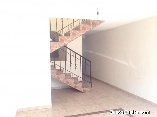 CASA EN VENTA EN TOLUCA DE 2 RECÀMARAS, POR LA CRYSLER