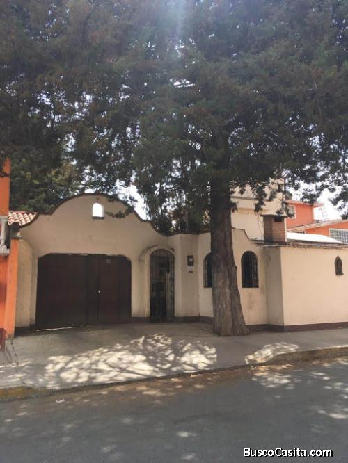 SE VENDE CASA BIEN UBICADA EN METEPEC