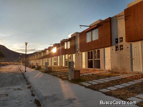 EXELENTES CASAS $465000