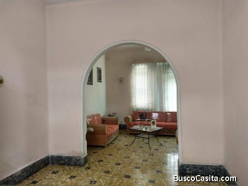 Casa con excelente ubicación en colonia El Ingeniero, Puebla. 