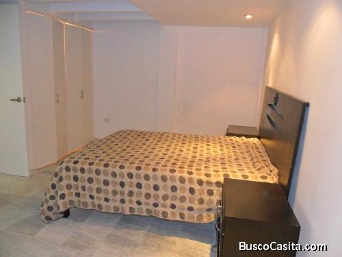 RENTO DEPARTAMENTO EN PASEO DE LOS LEONES 2006-108 (EXCELENTE UBICACIÓN)