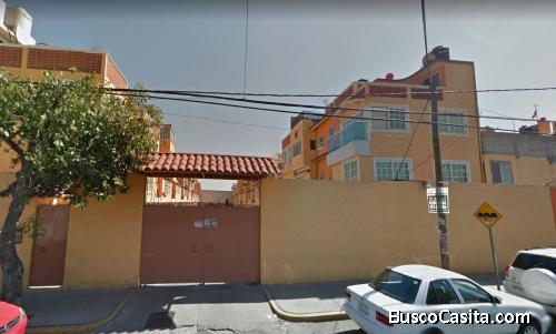 BONITA CASA DE 2 PLANTAS COL AGRICOLA PANTITLAN96 REMATE BANCARIO