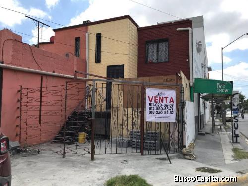 Venta de casa en esquina col. Metroplex bien ubicada en avenida principal Metroplex cruz con calle N