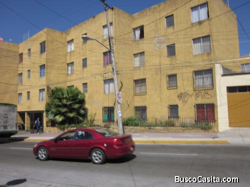 Depto. centrico en renta por centro medico