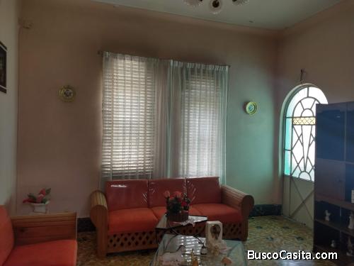 Casa con excelente ubicación en Puebla, colonia El Ingeniero.