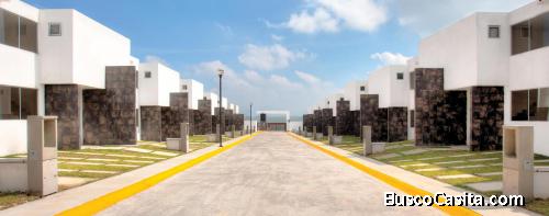¡Casa de 3 habitaciones de 2 niveles!