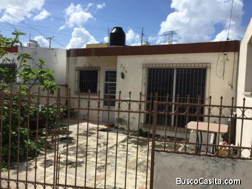 CASA EN VENTA EN CONKAL 