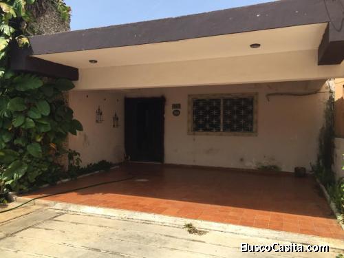 VENTA DE BELLA CASA UBICADA EN LOS PINOS 