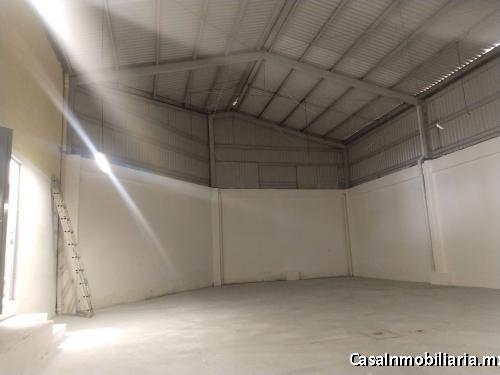 Rento bodega en colonia Las Aguilas.