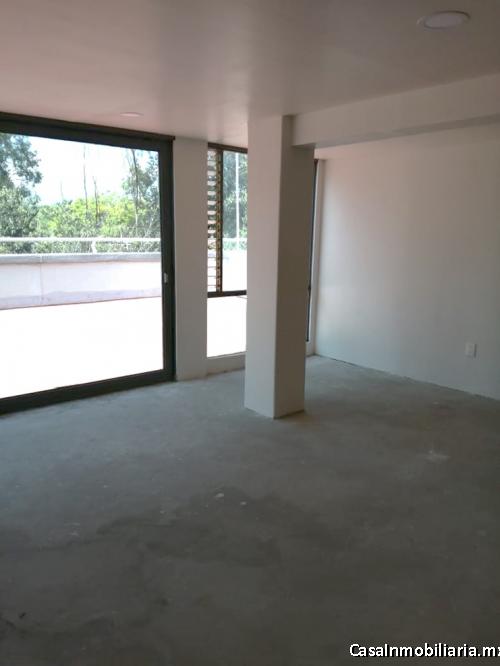 Consultorio o despacho con excelente ubicación sobre Miguel A. de Quevedo