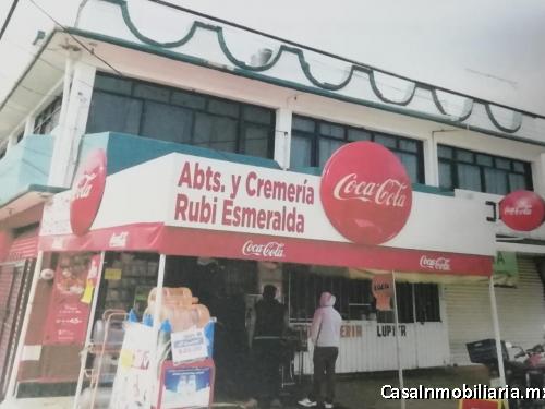 EXCELENTE CASA A MIN DE AV CENTRAL 