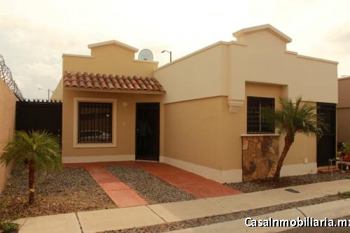 BONITA CASA EN CALIFORNIA RESIDENCIAL