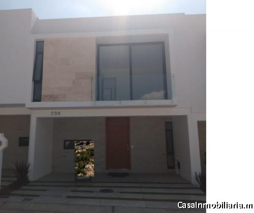 CASA MEDIA RESIDENCIAL EN VENTA V.R.