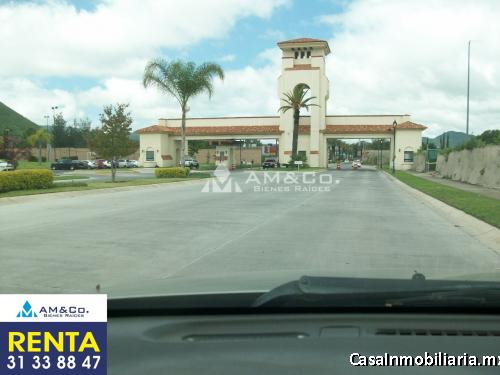 CASA EN RENTA  ALTA CALIFORNIA TLAJOMULCO DE ZUÑIGA JAL. $ 6,400.00