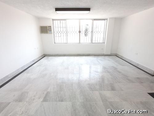 Rento Oficina en Rio Caura 590 (Excelente Ubicación)