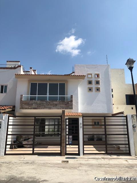 Casa en Fuentes de Saint Germain, San Andrés Cholula, Puebla (zona: Recta a Cholula, UDLAP)