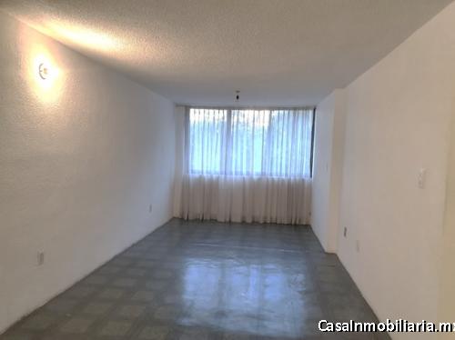 Amplio departamento iluminado en Renta a unos pasos de Miramontes