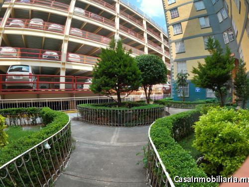 Departamento en Torres del Toreo.