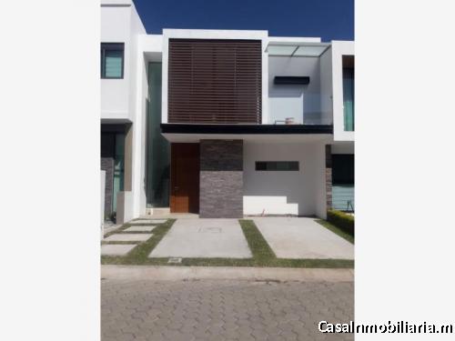 CASA EN VENTA EN CASA FUERTE, COTO BALUARTE