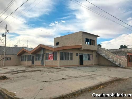 BODEGA EN PAGOS X MES Con Departamento en planta alta, Calle Regina, Fracc. Lomas del Rey. 421 m2