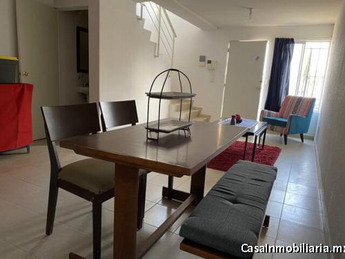 Casa en venta frente a zona comercial en Real Verona 